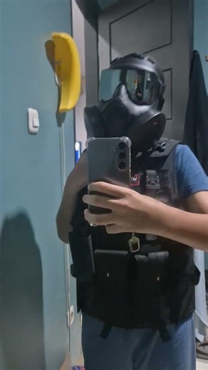 M50 gas mask (I do milcos if you didn't know)