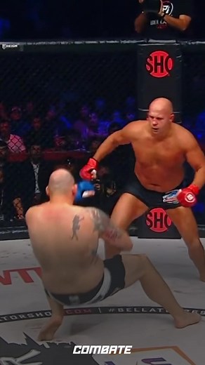 No dia 23 de outubro de 2021, Fedor Emelianenko nocauteava Tim Johnson no 1º round na luta principal do Bellator 269. Seria a penúltima luta do "Último Imperador", que encerraria a carreira em fevereiro de 2023 após derrota para Ryan Bader. 👑 E aí, qual o lugar de Fedor no MMA? #MMAnoCombate | Combate