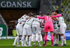 Lechia Gdańsk - Stal Mielec 8.05.2022 r. Znamy skład biało-zielonych! Lechia zagra w mocno ofensywnym ustawieniu