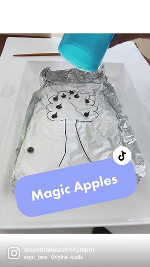 Wow your kids with this fun science experiment! #scienceismagic #scienceforkids #learningisfun #learnontiktok #magicforkids