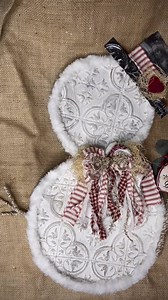 Hey Everyone! You have to see this budget DIY Snowman made with the Dollar Tree Wreath Form! I took our 1 1/2 hour live and trimmed it down to 5 minutes!! The best way to support a creator is to sprinkle out their content and i so appreciate you for doing that!! Enjoy and Happy Crafting! Alyssa | Southern Crafts Corner