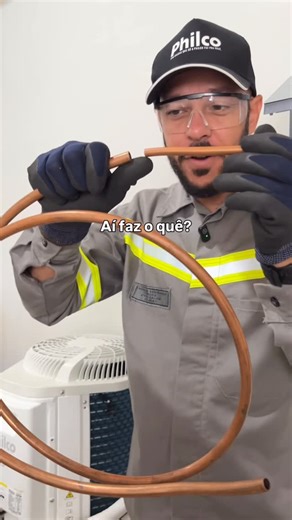 André Ridão | Ar Condicionado on Instagram: "Uma instalação bem-feita faz toda a diferença no desempenho, na durabilidade e na segurança do ar-condicionado ❄️🔧 Seguir boas práticas é valorizar o seu trabalho e garantir a satisfação do cliente. 👉 Quer se atualizar e se destacar no mercado? Acesse o portal EAD da Philco e faça cursos gratuitos feitos especialmente para instaladores. Conhecimento de qualidade, sem custo e no seu ritmo! #BoasPráticas #ArCondicionado #Philco #CursosGrátis #hvac"