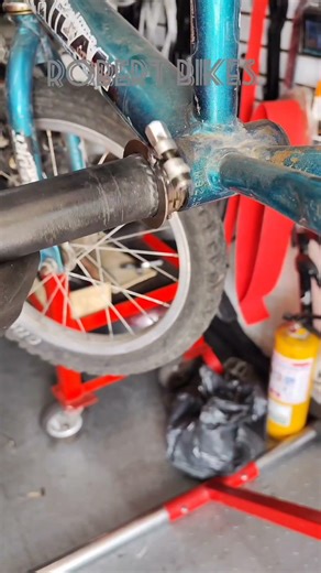 Yo recuerdo unas que venían soldadas, pegadas de años sin mantenimiento