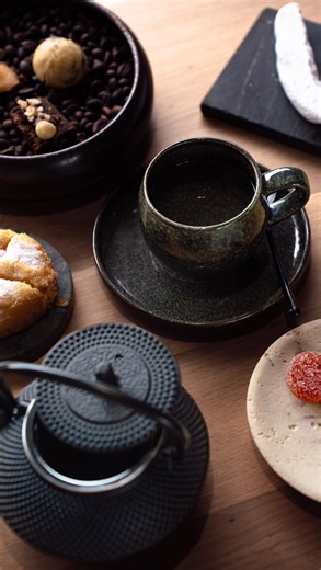 27 reactions · 6 comments | Une bouchée de tradition Notre mignardise signature : la tarte au sucre, recette de grand-mère transmise avec amour. Fondante, dorée, irrésistible — la douceur d’hier pour sublimer le repas d’aujourd’hui. #tarteausucre #Mignardise #gastronomiefrancaise #douceursucree #recettedegrandmere | Origine | Facebook