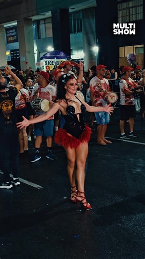 Desfile de Juliana Paes no Carnaval 2026