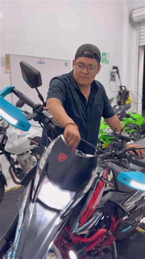 31 reactions · 3 comments | Cuida tu moto por que tu de ella depende tú sugeridas e integridad, tenla siempre al cien con nuestros compadres de super moto  | Jhotzy Nava | Facebook