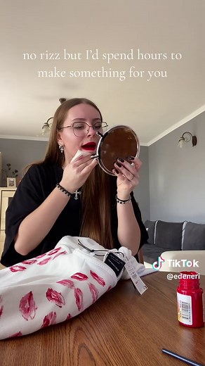 Kiss Hoodie DIY Tutorial for Boyfriend Gifts