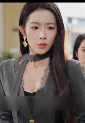 The scheming ex-wife was horrified to discover that， the lottery ticket she’d won hundreds of millions of US dollars，on was most likely fake。 #ShortDrama #TikTokMinis #USAShortDrama #ReelShort #FYP