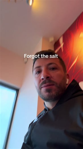 Cinematic Salt and Powder Transitions in Video Editing