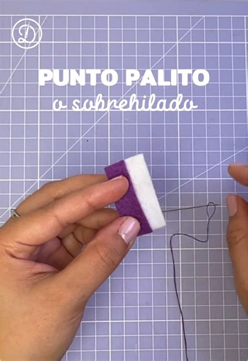 Punto Sobrehilado o 'Palito' 🪡 Aprende este punto básico para tus proyectos en fieltro. 🧵 ¡Fácil, rápido y práctico! 👉🏻 Encuentra más puntos y técnicas en mi canal de YouTube. #dollybyivi #puntohilvan #bordado