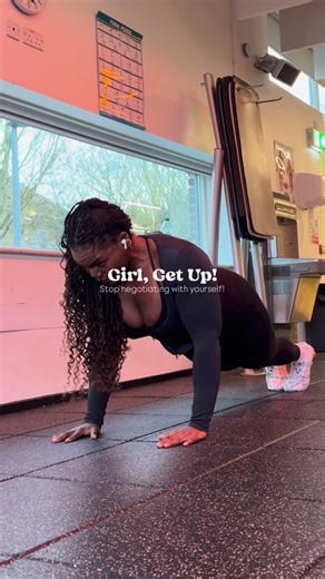 Nkechi - Creative. Fitness. Mental wellness. ✨ on Instagram: "Girl, get up! Stop negotiating with yourself 💪🏾 Save to try this week! 🎯 The goal is to build a stronger and agile body ❤️‍🔥🙌🏾 Will be getting back into free weight full body movements again. This was my main training style when I started the gym. In a corner with some weights! Such a good way to show up and connect with the body 🥰 Especially if you are feeling shy or aren’t a fan of moving around the whole gym 😉 Workout: I di