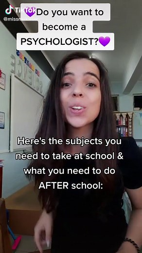 Steps to Become a Psychologist: Subjects and Career Path