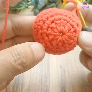1.1K views | Crocheted hat keychain made of plastic cover #crochet #viralvideo #macrame #diy #shortvideo #viral #video #handmade | Yu Hand Made Collection | Facebook