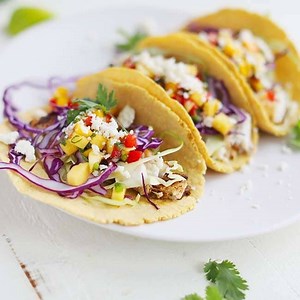 170K views · 815 reactions | Absolutely LOVING these Fish Tacos with Mango Salsa!~ Recipe at https://bit.ly/34MJVXf | Chef Billy Parisi | Facebook