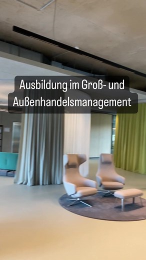 Lust auf eine Ausbildung im kaufmännischen Bereich? Dann ist die Ausbildung im Groß- und Außenhandelsmanagement genau das richtige für dich!✨ Weitere Informationen zu der Ausbildung und zum Bewerbungsprozess findest du auf www.streit.de/karriere #fypシ #food #fy #fyy #viral #karriere #ausbildung #azubis #booktok #viralvideos #funny #meme #fußball #office #trend #streit #happy #pov #respekt #tiktok