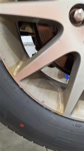 How to Mount a Tire CORRECTLY (Valve Stem, Dots & Direction) #TireTips #DirectionalTires #Mechanic