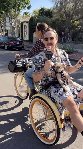 Had so much fun trying out the viral Carpool Karaoke Mic! 🎤 Find it on Amazon (link in bio). It’s currently 50% off for Black Friday/Cyber Monday! #singingmachine #carpoolkaraoke #stockingstuffers #amazongiftideas #whiteelephant #ad | etrikekaraoke