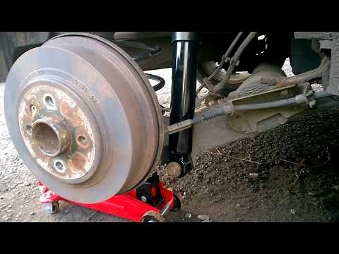 How to Change REAR SHOCK ABSORBERS Vauxhall Astra H / G