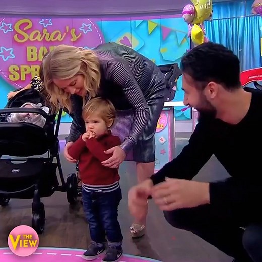 229K views · 2K reactions | We threw our Sara Haines a baby sprinkle today — complete with surprise from her husband and adorable son Alec! ❤️ | The View | Facebook