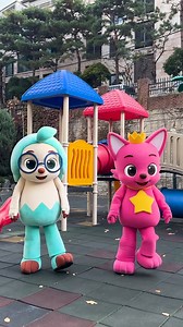 Hogi 🤝 Pinkfong Friends that vibe together, thrive together👯 #Finesses #Hogi #Pinkfong #dancetime | Pinkfong