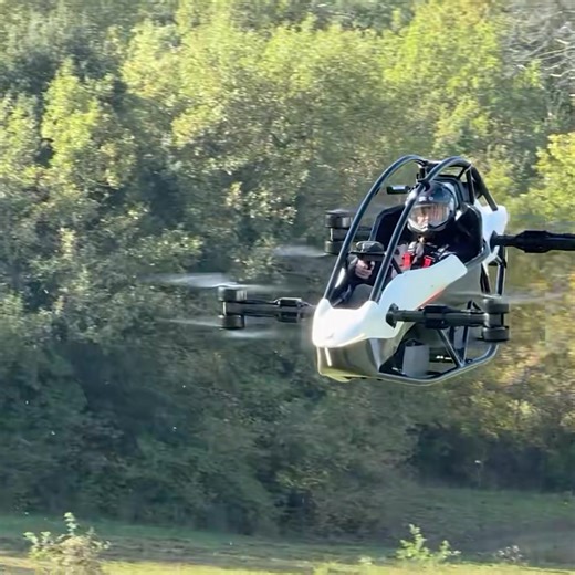 12K views · 90 reactions | This is the Jetson ONE currently costs 128,000. This is a VTOL human drone and can fly for 20 minutes. No pilot's license is required in the US, as it qualifies as an ultralight aircraft under FAA Part 103. Would you fly this? #jetson #drone #aircraft #flyingcars #vetradiosyndicate #military #flying #safe #Parking #drones #Helicopter #selfpropelled | Vet Radio Syndicate | Facebook