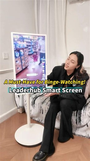 The Leaderhub smart screen can make video calls, and take notes — it has all the features I need!