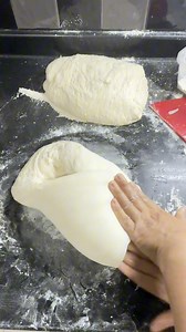How to make Big open crumbs Sourdough bread EP. 3 (Shaping the dough) Bim's recipe 500 g. of bread flou 375 g. of water (75% of flour weight) 100 g. starter (20% of flour weight) 10 g. (2% of flour weight) In large bowl mix everything together without squeezing, Just mix until the dry and wet ingredients are combined well then stretch and fold about 8 time then rest the dough for 30 minutes. Stretch & Fold # 1-5 Using Coil Fold Methods and rests for 30 minutes in between each. Stretch & Fold # 6