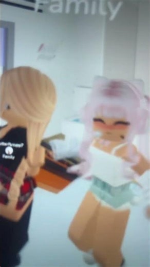 In the mirror, fun Roblox time