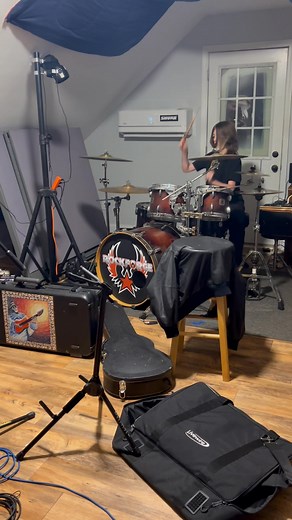 Cash with a sweet little fill in there. Can’t walk without crutches yet but the surgeon said drums are “good for the body and good for the soul”. We like her. | Michael Crane