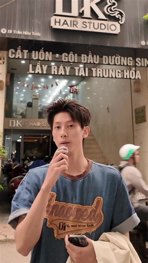 30/4-1/5 thì tặng gì cho ae bây giờ ae thích tặng gì#dungkhoi #dkhairstudio #cattocdephanoi #căttocnam #fomtrunghoa