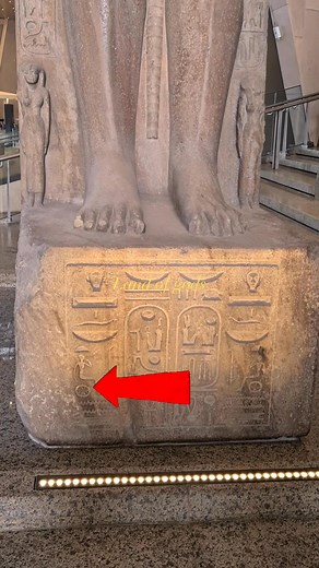 7.7K views · 46 reactions | It’s the little details that make this civilization truly great ✌ From the grand Egyptian museum #GrandEgyptianMuseum #gem #المتحف_المصري_الكبير | Land_of_Gods | Facebook