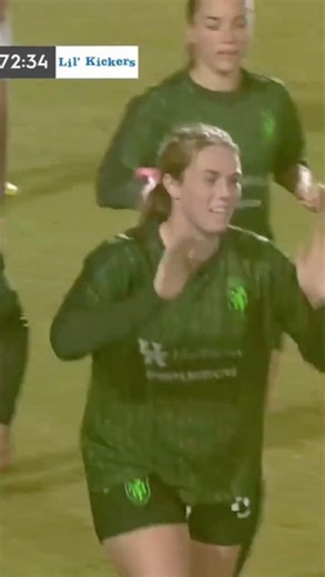 Catherine Barry with a beautiful header #gainbridgesuperleague #womenssoccer #soccerhighlights