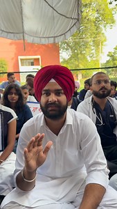 Visited Guru Angad Dev Veterinary and Animal Sciences University, where veterinary doctors the true caretakers of God’s creations have been sitting on dharna for the last 33 days. Six students are even on hunger strike, demanding a fair increase in their stipend. I sincerely urge the government to listen to their voices and take immediate action. 🩺🐾 | Isherpreet Singh Sidhu