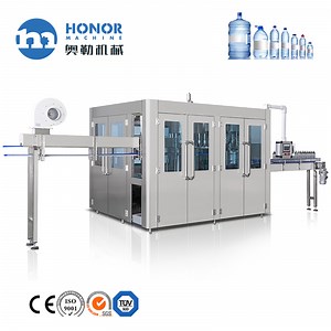 [Hot Item] Conveyor Equipped Drink Water Bottle Filling Machine Water Packing Machine