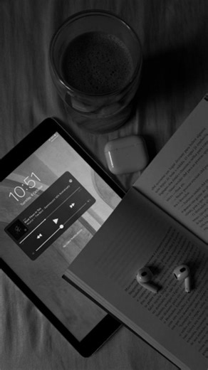 Motivation | Richesses | Mindset | Focus on Instagram: "Quand on entend dire que l'iPhone coûte plus de 1 000 $, on imagine qu'il coûte des centaines de dollars à fabriquer. La réalité est bien moins réjouissante. À son apogée, le coût de la main-d'œuvre pour l'assemblage d'un iPhone en Chine était estimé à environ 10 $. Sans compter les pièces. Sans compter la R&D. Juste la main-d'œuvre. Apple n'a pas bâti son succès uniquement sur l'innovation. L'entreprise a maîtrisé l'échelle, les chaînes d'