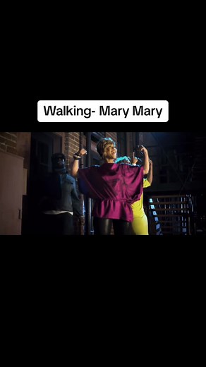 Happy sunday 👏🏾👏🏾 This music video is so nostalgic for me 🥹 #walking #marymary #musicvideo #nostalgia #Sunday #God #christian #2010s #music