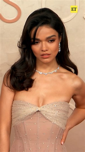 3.7M views · 45K reactions | Mirror mirror on the wall, Rachel Zegler is the fairest of them all at the #Oscars.  ❤️ The 97th Academy Awards air on ABC and Hulu. | Entertainment Tonight | Facebook