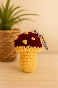 Crochet Keychain Pattern for Mushroom: Amigurumi Keychain & Bag Charm (PDF Pattern) - Etsy