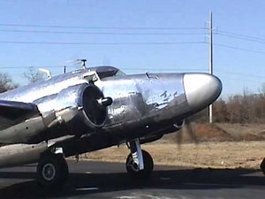 Lockheed L-18 Lodestar Startup