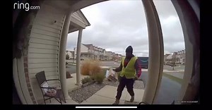 8.7K views · 234 reactions | This lady leaves out drinks and snacks for delivery people during the festive period and I can't get over this amazon delivery drivers reaction” credit: @flowerhunni | The Best Clean Memes | Facebook