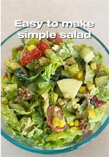 This simple salad comes together in just 5 minutes with basic ingredients you already have at home. Save and try this recipe; it won’t disappoint. . . . . . #wellnessLifestyle #healthyEating #EasyMeals #FibroidJourney #explorepage