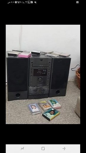 Exploring Vintage Electronics: Boomboxes and Mobile Phones