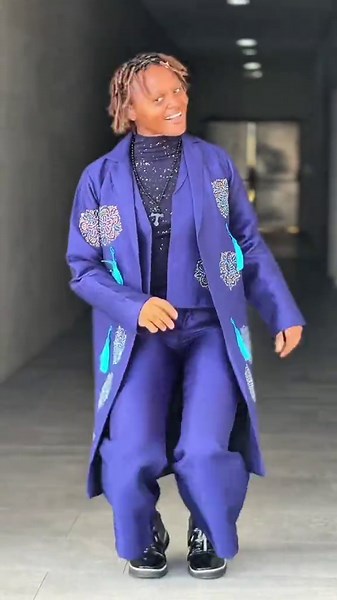 Ruby Dance: Exploring Mood Through Signature Moves