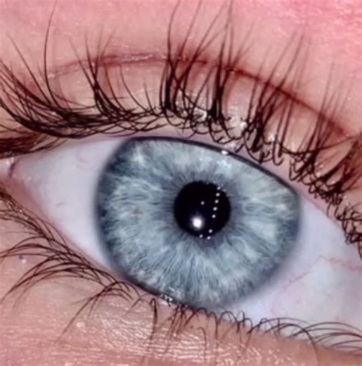 natural blue eyes #blueeyes #looks #viral #bp #fyp | green eyes