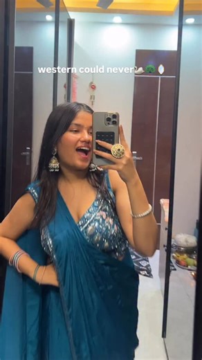 ANANYA GUPTA • Lifestyle Travel Food on Instagram: "देसी girl🪷✨ . #festivevibes #outfitinspo #desi #desicore #indian [ new trend, transition, Indian wear, saree, desi look ]"