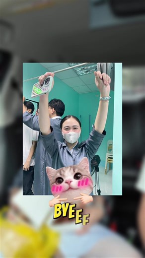 Mini Vlooog: A Day at the Clinic with Simple Makeup