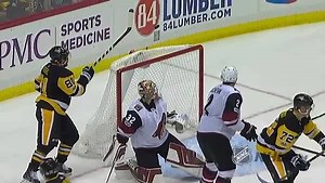 216K views · 2.3K reactions | Phil Kessel is a man of great patience who possesses fantastic hand-eye coordination. | NHL | Facebook