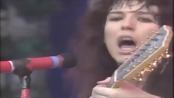 Cinderella - Coming Home (Live) | RADIO ETNA