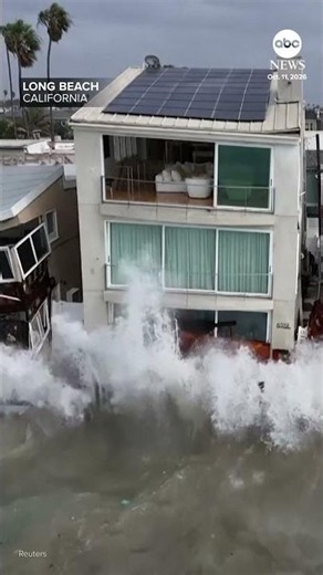 Waves batter waterfront homes in Southern California