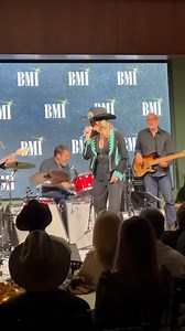 312K views · 7.4K reactions | Lainey Wilson and Jesse Welles raised the roof in Nashville, honoring John Fogerty’s legacy at the 2025 #BMI Troubadour dinner. Creedence Clearwater Revival’s history came alive with every note during a night of powerhouse performances and deep respect. ‍↕️️ | CountryLine | Facebook